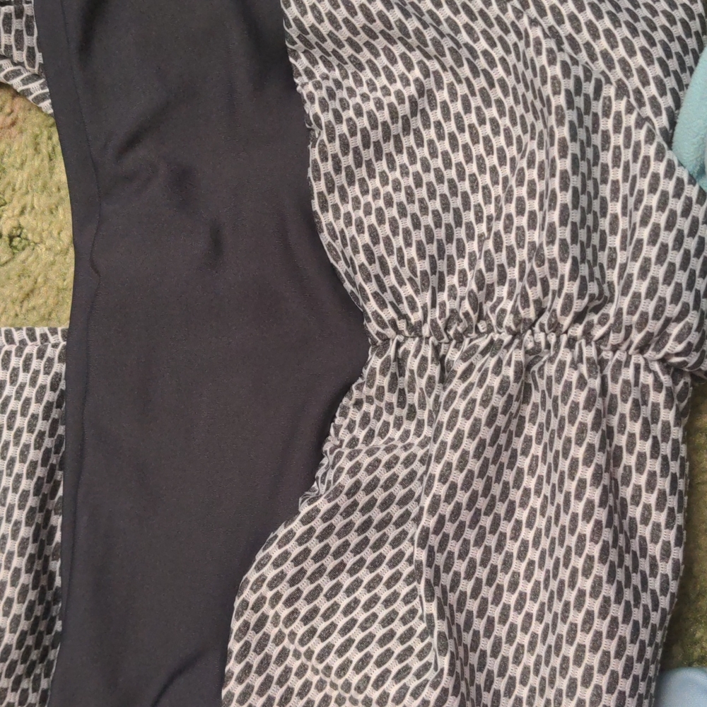 TikTok Butt Lift Leggings Size XL